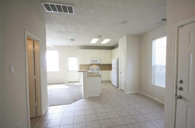 Photo - 14403 Fairbuff Ln