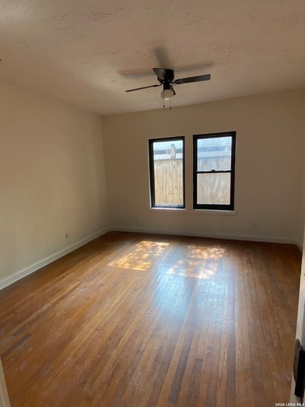 1614 W Rosewood Ave