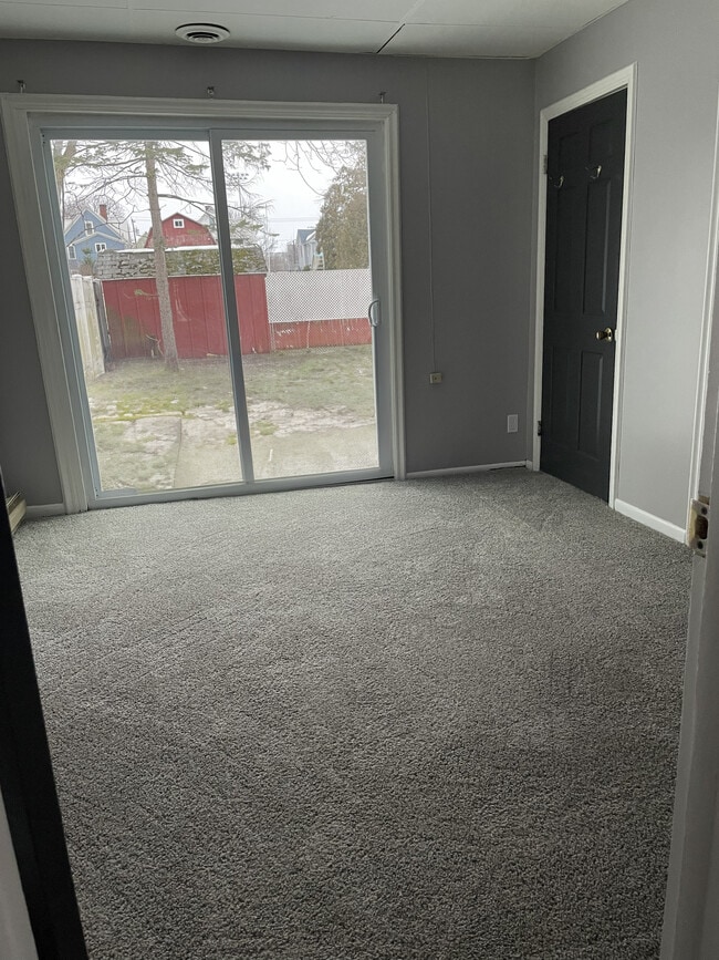 Photo - 906 West Ave