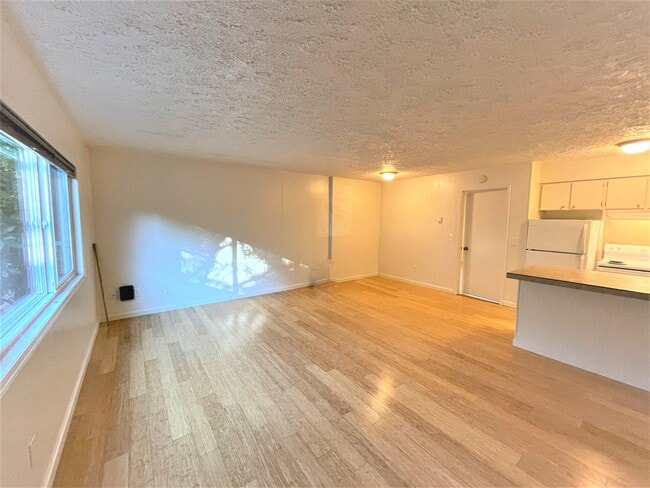 Photo - 1427 NE Hancock St Unit 4