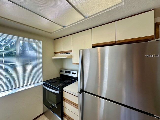 Photo - 1104 E Maryland St Unit 3