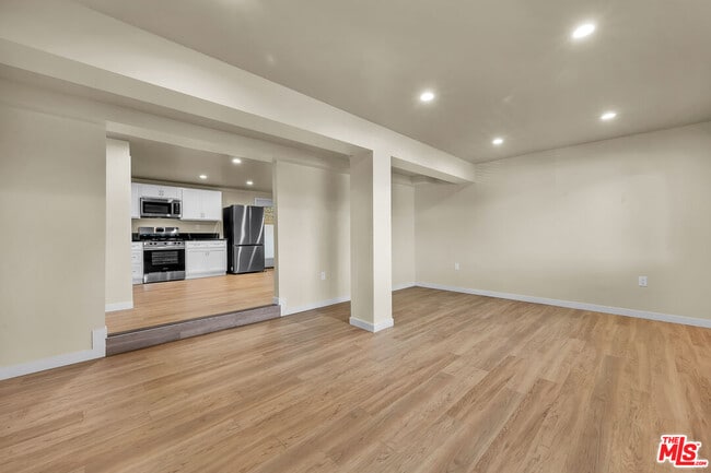 Photo - 5322 Weatherford Dr