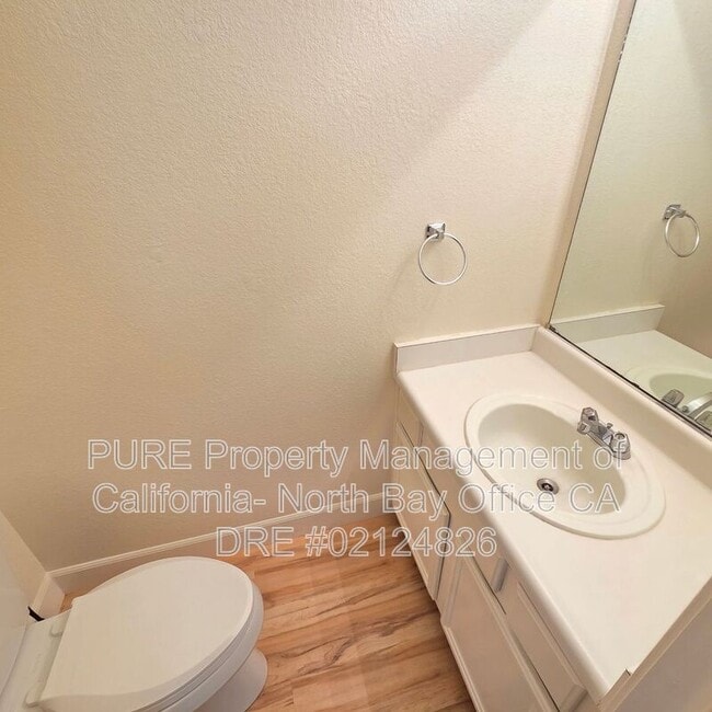 Photo - 21 Meadowbrook Ct