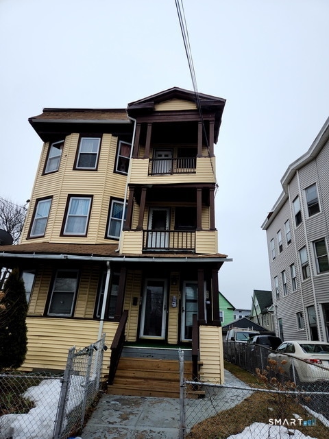 Building Photo - 463 Logan St Unit 3