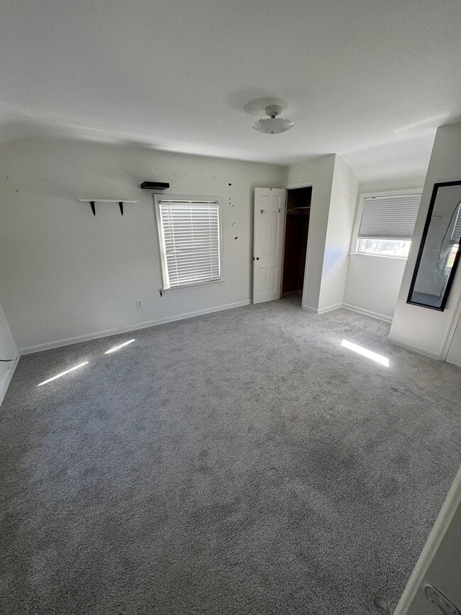 Photo - 1435 Grenleigh Rd