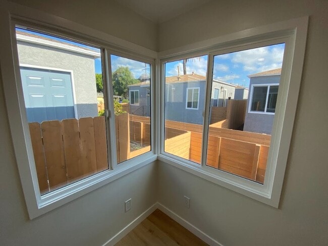 Photo - One-Bedroom Unit - Newly Renovated - with Yard Unit 1207