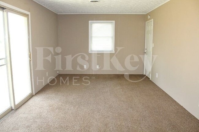 Photo - 4455 Stuart Dr