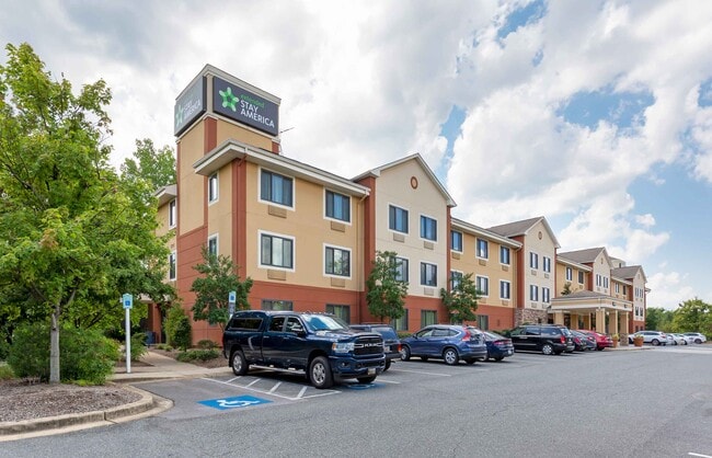 Furnished Studio-Baltimore - Glen Burnie