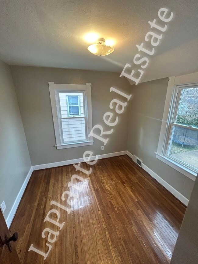 Photo - Cozy 3-Bedroom Home in West Toledo