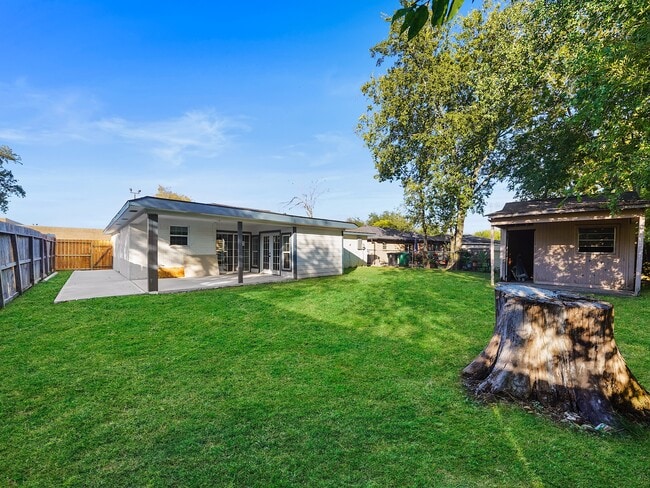 Photo - 11703 Hendon Ln