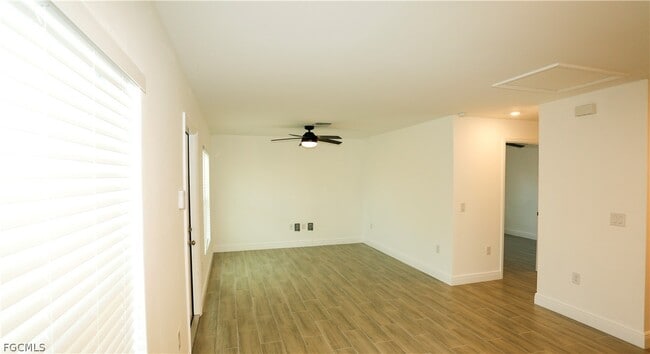 Photo - 915 Graystone Ave