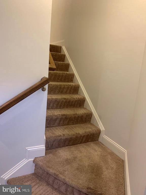 Photo - 118 Vanguard Ln