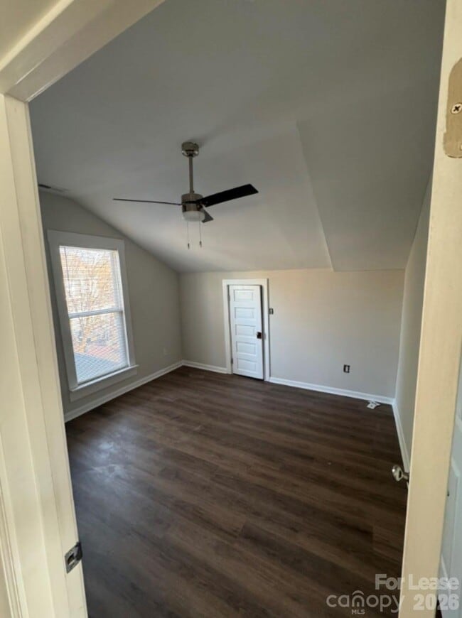 Photo - 711 S Jackson St Unit 203