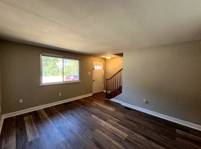 Photo - 1390 Lincoln Dr Unit A