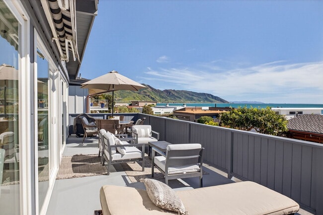 Photo - 4229 Faria Rd