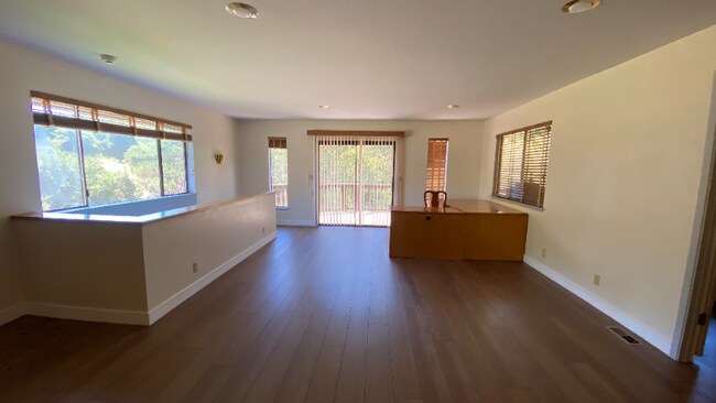 Photo - 17 Hambey Ln Unit B