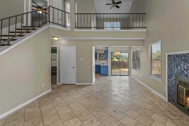 2304 Klattenhoff Dr