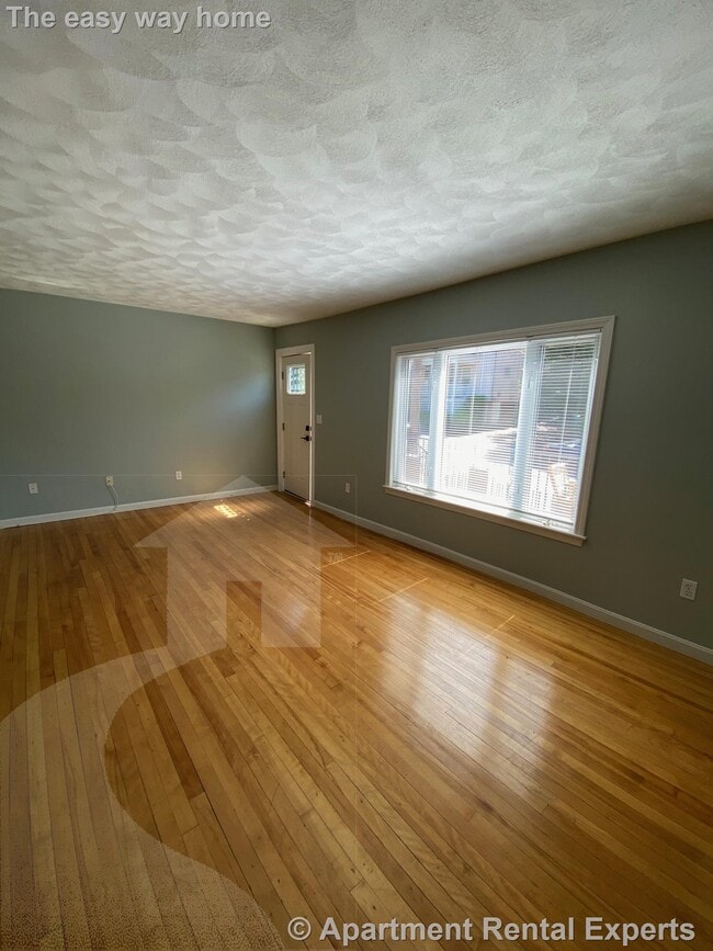 Photo - 55 Farragut Ave