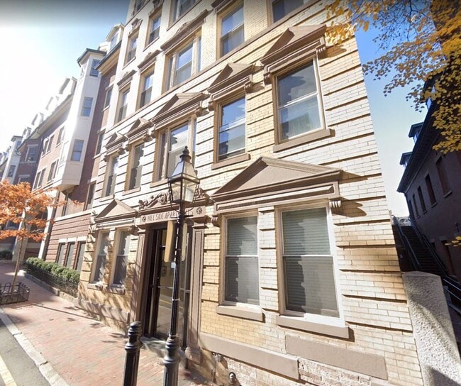 68 Joy St