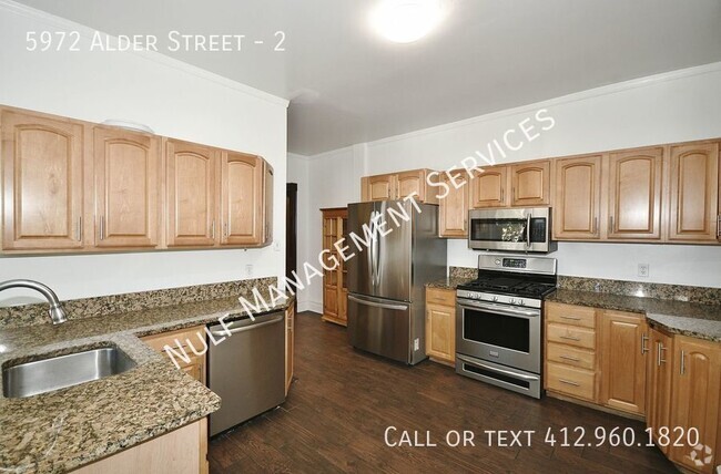 Building Photo - 3 Bed, 2 Bath townhouse in Shadyside Unit 2