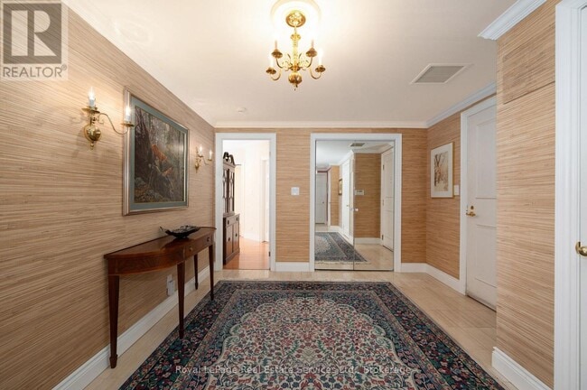 Photo - 100 Lakeshore Rd E Unit 1105