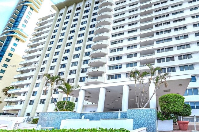 Photo - 5005 Collins Ave Unit 1224