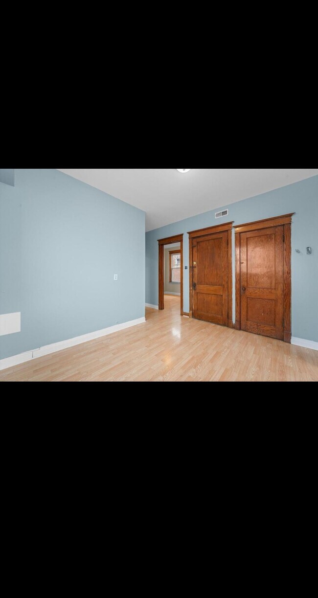 Photo - 5817 W 16th St