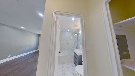 Photo - 710 Spadina Ave. Unité 407