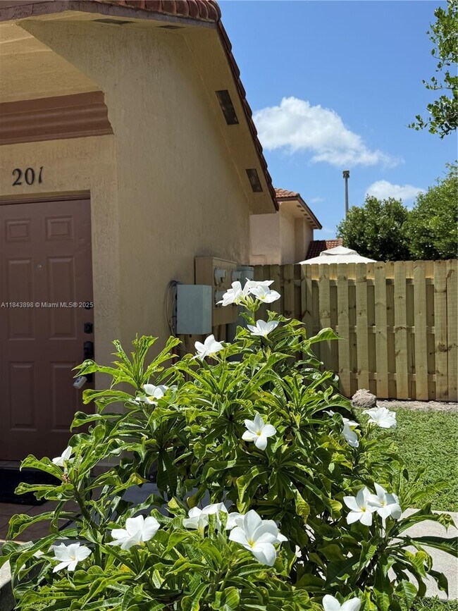 Photo - 17354 NW 74th Ave Unit 201
