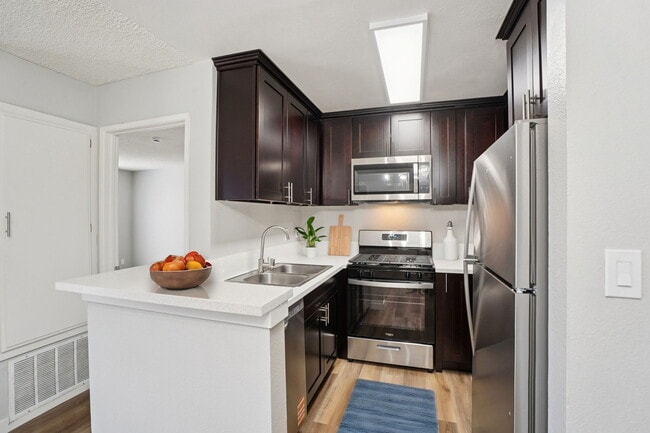 Photo - Saticoy Gardens