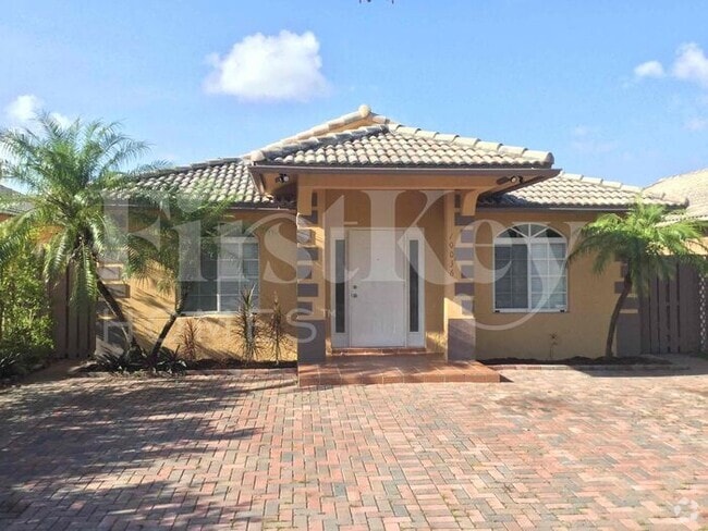 Building Photo - 10036 NW 126th Terrace Rental