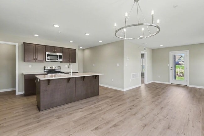 Photo - 7213 White Oak Blvd