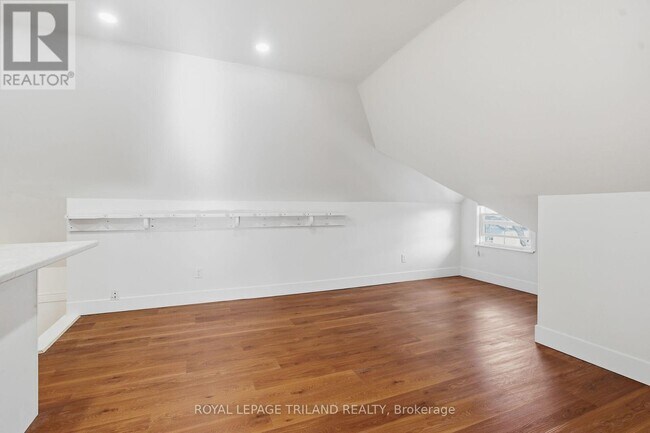 Photo - 22 Mitchell St Unit 1