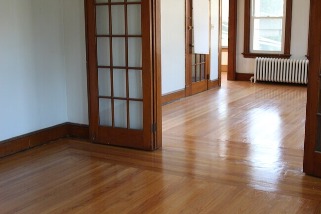 195 Highland Ave Unit 3