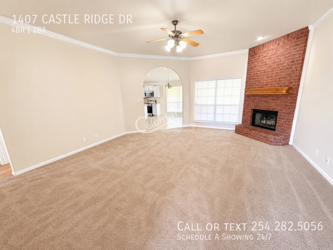 Photo - 1407 Castle Ridge Dr