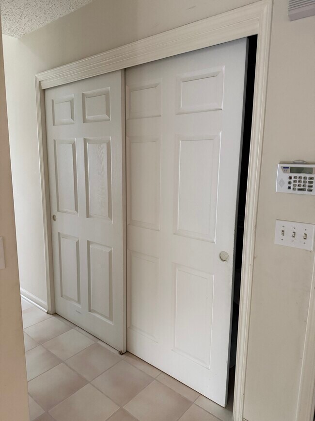 Photo - 71 Berwick Ln