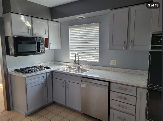 305 S Prospect Ave