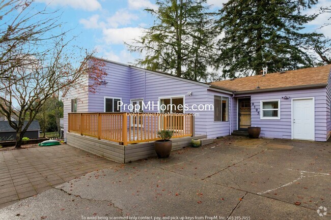 Building Photo - Updated 4 Bedroom Stunner in SW Portland! Rental