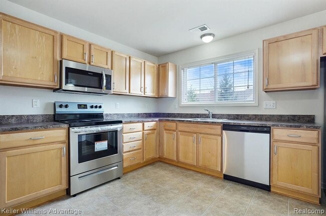 Photo - 28556 Carlton Way Dr Unit #: 14