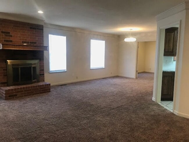 Photo - 2 Masters - Lawn Care Provided - 3 bds/3 baths