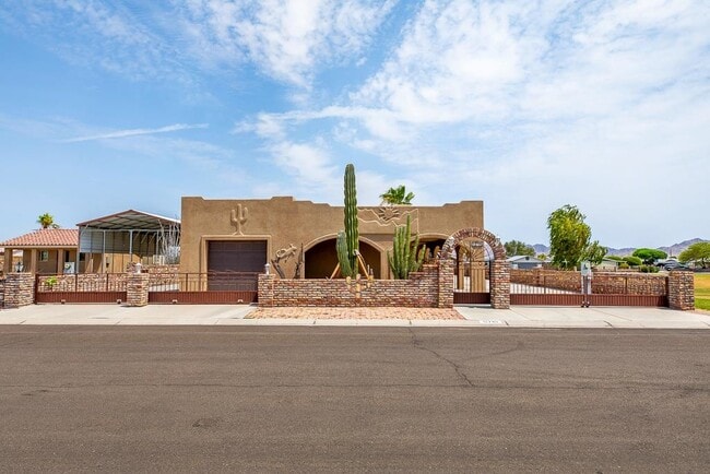 Photo - 12790 E 46th Dr Casa