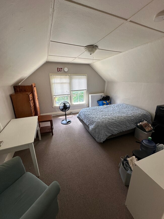 Photo - 116 Osmun Pl Unit 5