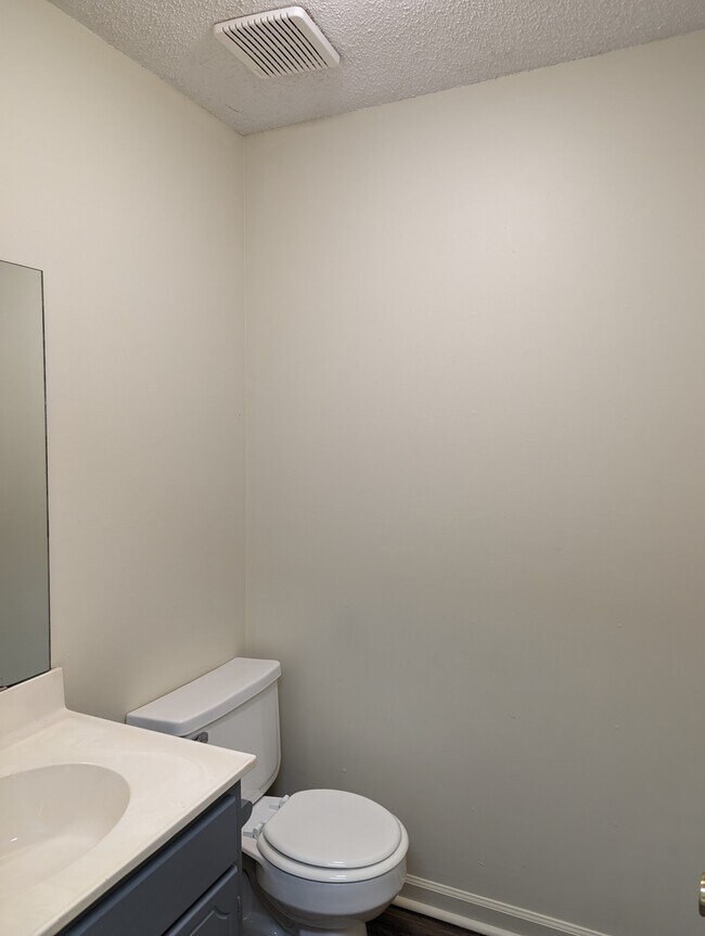 140 McNeece St Townhome Townhome Rental in Tupelo MS