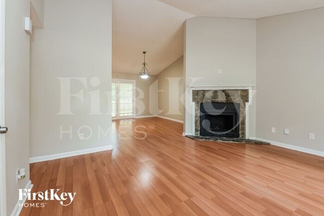 Photo - 660 Cranberry Trail