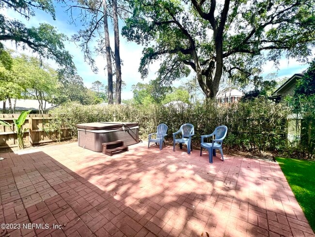 Photo - 184 Summerfield Dr