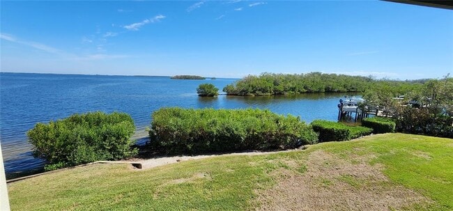 Building Photo - 1515 Pinellas Bayway S Unit 9 Rental