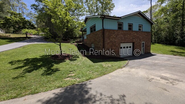Photo - 3/2 House W/ Basement Garage/Storage