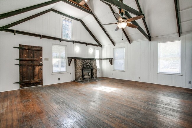 Photo - Cozy Rental with Loft near Woodlawn Lake!