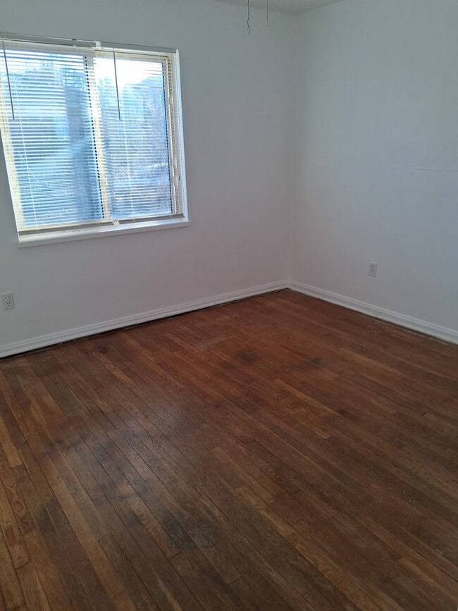 Photo - 1063 Pritz Ave