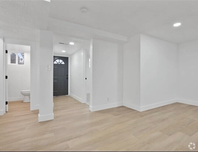 Building Photo - 6369 S Senoma Dr Rental
